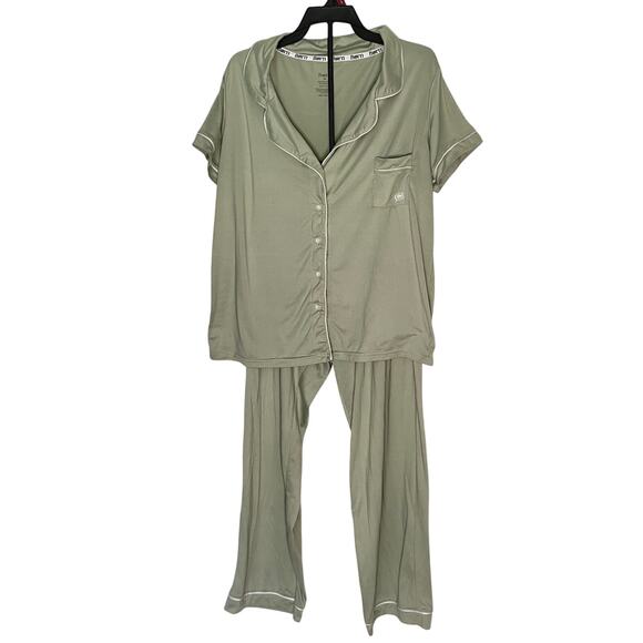 Born sage Modal Notch Collar Pajamas - Short Sleeve - Picture 1 of 8
